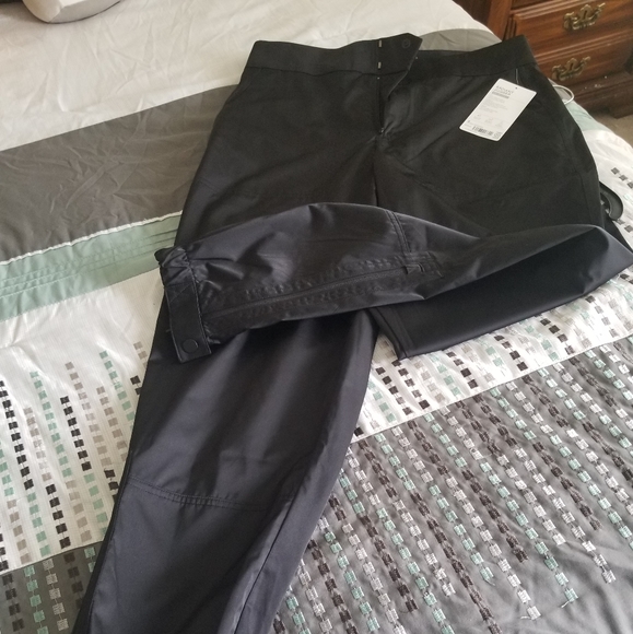 Athleta joggers - Picture 2 of 4